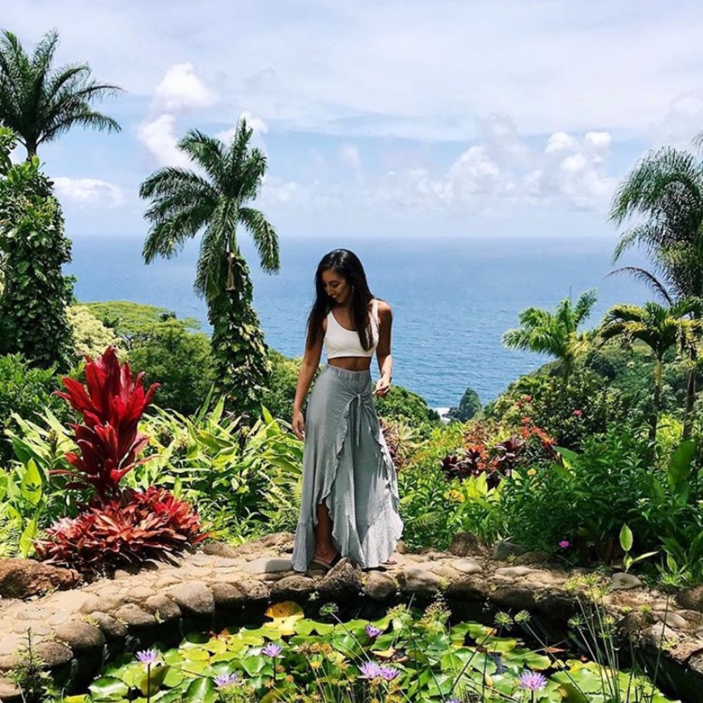 Meet your Posher, Kiana